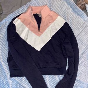 Cropped sweatshirt from H&M